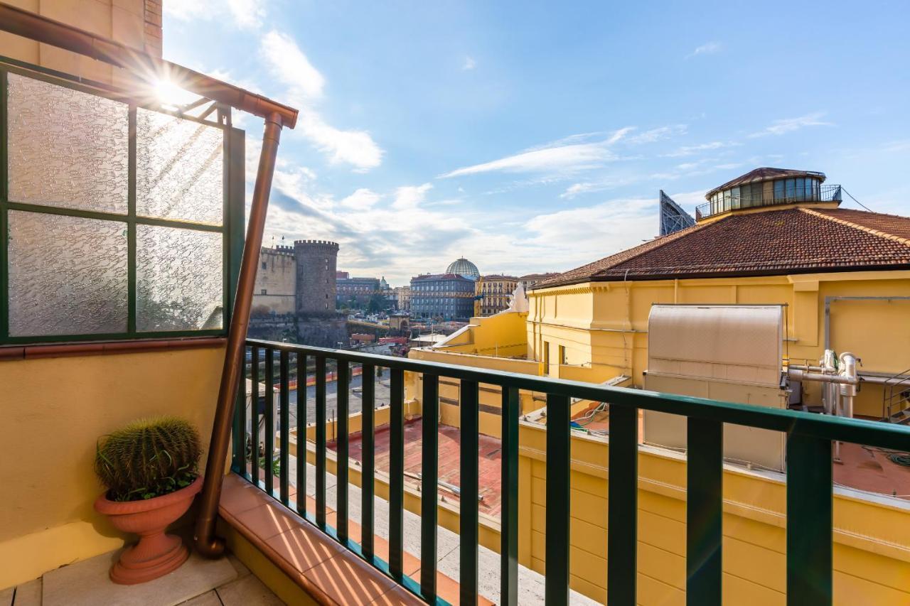 Piazza Municipio Apartments By Wonderful Italy Naples Exterior photo